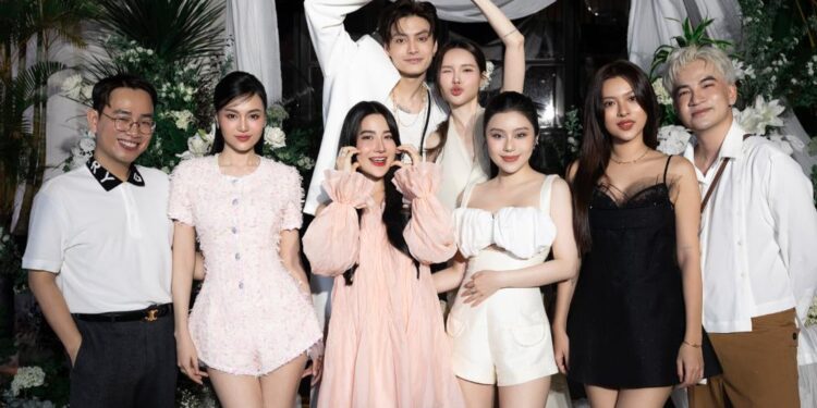 Hội bạn thân toàn sao trong tiệc sinh nhật tiền tỷ của Lucie Nguyễn