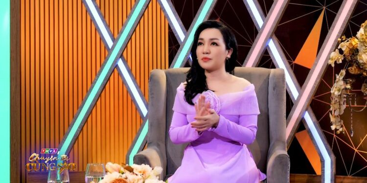 Ca sĩ Hà Vân nói dối gia đình để theo đuổi âm nhạc