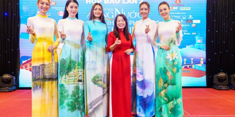 Chương trình nghệ thuật đặc biệt “Dòng sông kể chuyện- Chuyến tàu huyền thoại” tại Lễ hội Sông nước Thành phố Hồ Chí Minh lần 2