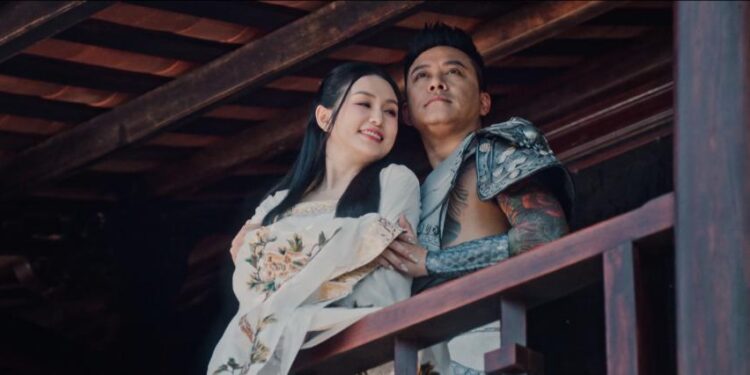 Hương Baby từng giận chồng khi  nữ chính trong MV bài hát tặng mình không phải là cô