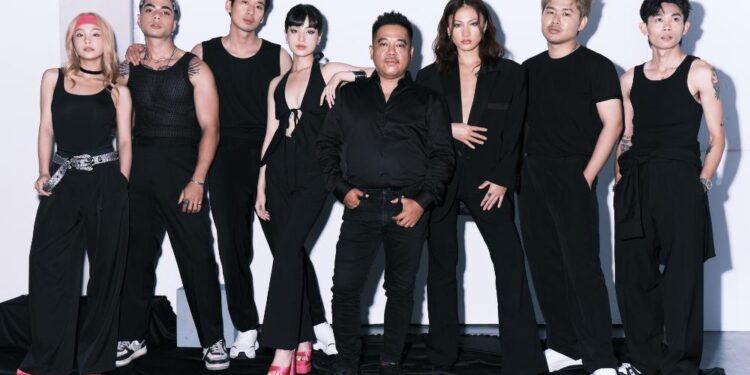 Móng Vuốt “gây bão” với bộ ảnh đẹp mê hồn của dàn cast: Tuấn Trần có phải “cây visual” trong hội bạn? 