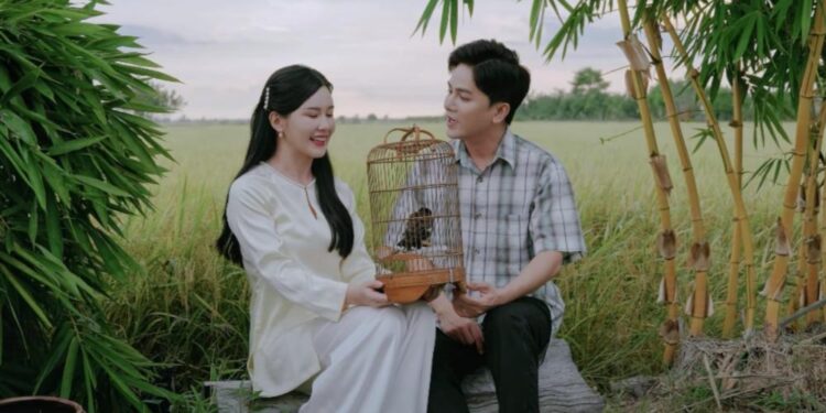 Khưu Huy Vũ chia sẻ về gia cảnh nghèo khó, ba mẹ từng bị gia đình bạn gái coi thường