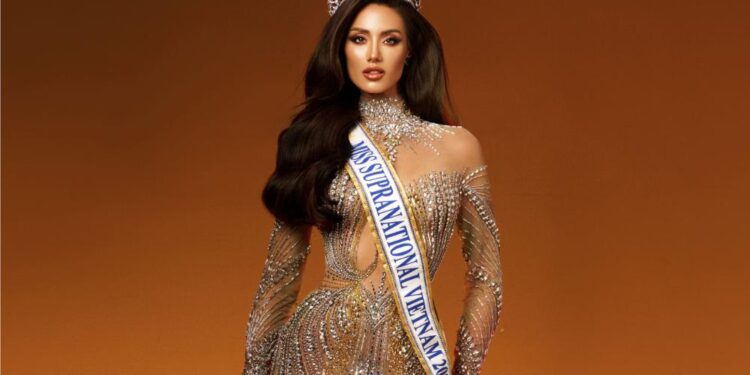 Trang phục dạ hội chính thức của Lydie Vũ tại đêm chung kết Miss Supranational 2024
