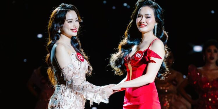 Vũ Thị Hoa- Người đẹp đến từ Hà Nội xuất sắc giành vương miện Mrs Earth VietNam 2024