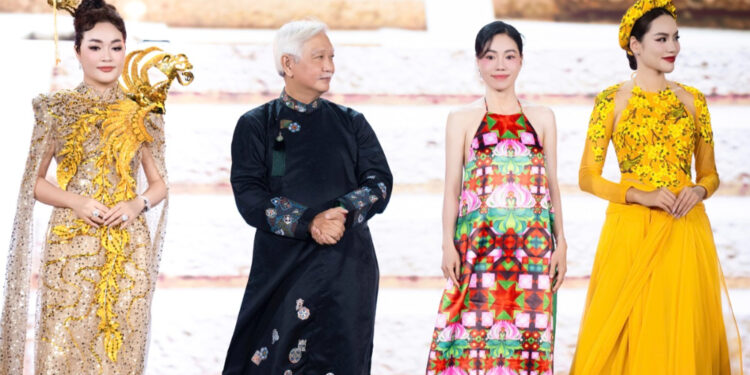 Hoa hậu Hoàng Thanh Nga rạng rỡ làm giám khảo Miss Grand Vietnam 2024