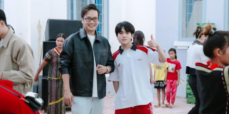 Tính Phan – Quản lí của CiiN và Ngô Đình Nam tại công ty Grammy Music Vietnam chia sẻ về thị trường nhạc Việt