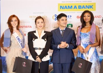 Miss Cosmo 2024 chính thức trao sash cho các đại diện tham dự cuộc thi