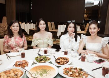 Chưa tới Tết nhưng người Việt đã đổ xô mua vé du thuyền 5 sao