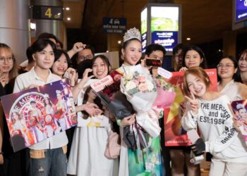 Á hậu Đỗ Hà Trang được fan chào đón nồng nhiệt