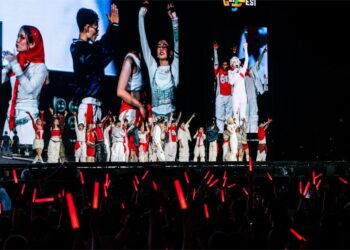 Wren Evans hóa “bạch mã hoàng tử”, trình diễn siêu cuốn tại GenFest 2024