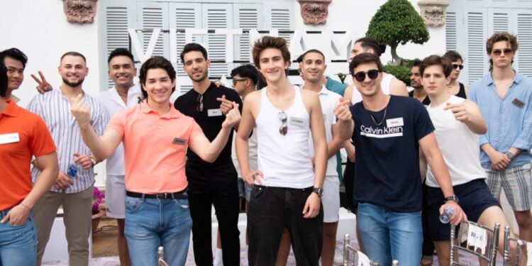 Hơn 60 Nam vương tất bật tổng duyệt cho phần thi Top Model VBFF 9