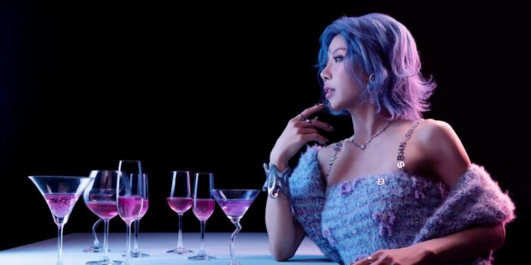 Trang Pháp và bài học về hạnh phúc trong album Infinity8