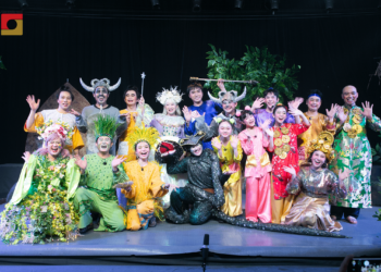 Rắn thần mang bài học ý nghĩa cho trẻ nhỏ trong kịch tết 5B