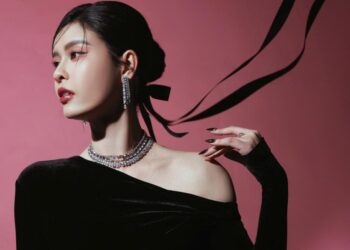 Trương Quỳnh Anh quyến rũ, thần thái cuốn hút trong loạt ảnh mới