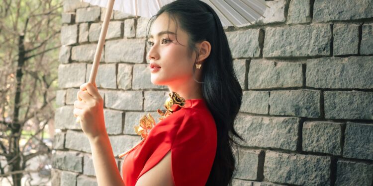 Hoa hậu Ý Nhi làm điều đặc biệt trước thềm Miss World