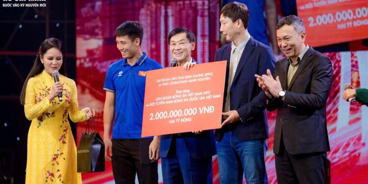 Chương trình “Mùa xuân tại TP. Hồ Chí Minh” được báo quốc tế khen ngợi