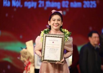 Bình Tinh liên tục làm rạng danh gia tộc Huỳnh Long với những giải thưởng lớn