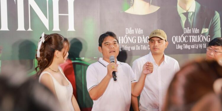 Hiệp sĩ Nguyễn Thanh Hải bất ngờ xuất hiện tại sự kiện ra mắt phim “Love Lies: Yêu Vì Tiền Điên Vì Tình”