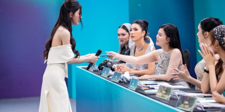 Á hậu Vũ Thúy Quỳnh không ngại đối đầu với Hoa hậu Lê Hoàng Phương, liệu có còn “cơm lành canh ngọt” sau MIQVN?