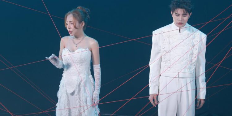 Đức Anh và Du Uyên chính thức “thả xích” giai điệu “hot điên đảo” TikTok cả tháng qua!