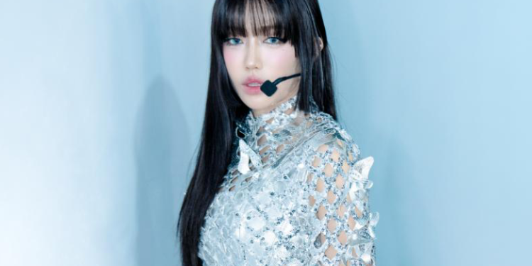 Diệu Nhi biến Chị Đẹp Concert thành sàn diễn thời trang, xuất hiện lần nào chấn động lần đó 