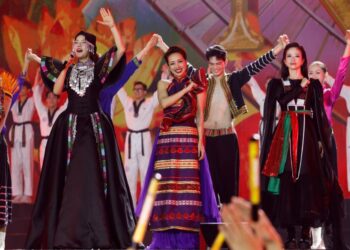 Chị đẹp Thuý Hiền cháy hết mình tại Chị đẹp concert