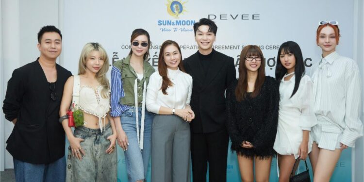 Sự kết hợp giữa DEVEE và Sun & Moon Academy – Chuẩn hóa nhân sự ngành livestream