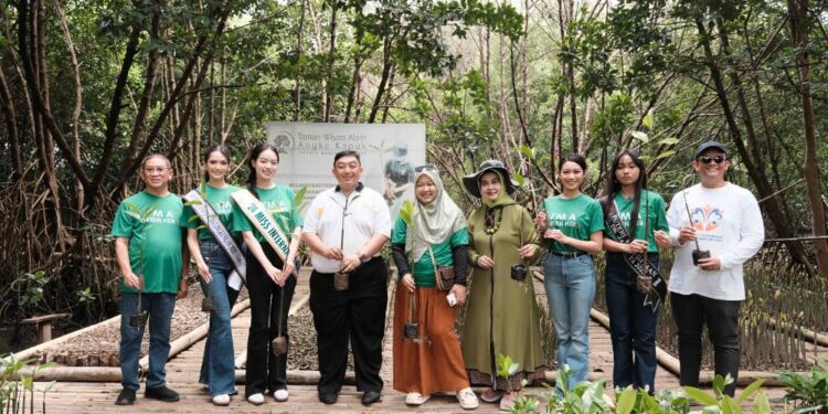 Hoa hậu Thanh Thủy lan tỏa thông điệp xanh tại Taman Wisata Alam, Jakarta