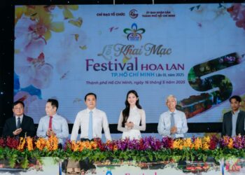 Hoa hậu Võ Lê Quế Anh trở thành đại sứ Festival Hoa Lan 2025, tỏa sáng tại Vietnam Floral Show