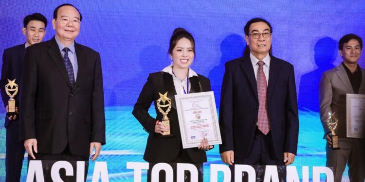 Hoa hậu Dương Tiên vinh dự nhận giải thưởng “Sản phẩm và Dịch vụ chất lượng châu Á 2025”