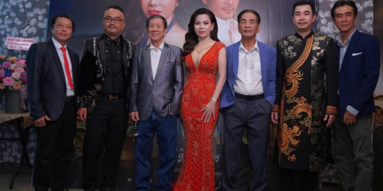 Ca sĩ hải ngoại Hà Ngọc Nhung về Việt Nam ra mắt MV Sài Gòn Chiều Mưa Giăng