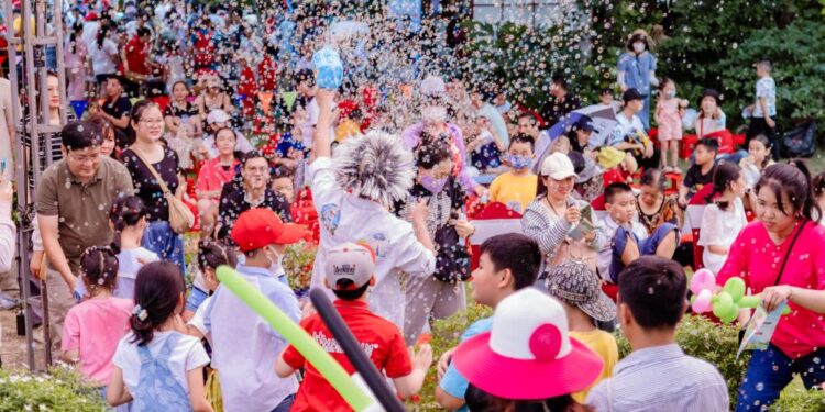 TP. HCM: Trẻ em háo hức khám phá “Xứ Sở Thần Tiên” trong ngày hội Mathnasium’s Day