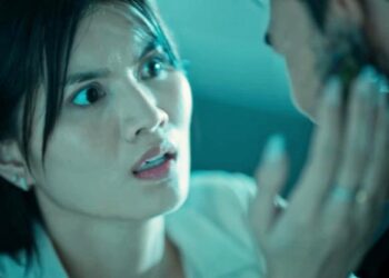 Phản diện song trùng ra tay tàn bạo trong Dưới Đáy Hồ