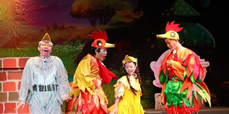 Sân khấu nhỏ 5B ra mắt vở kịch hè cho thiếu nhi ‘Biệt Đội Gà Vịt’.