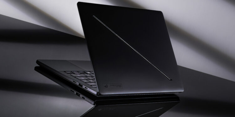 ASUS ROG MỞ ĐẶT HÀNG DẢI LAPTOP GAMING MỚI NHẤT TRANG BỊ RTX 5070 và RTX 5060 TẠI VIỆT NAM