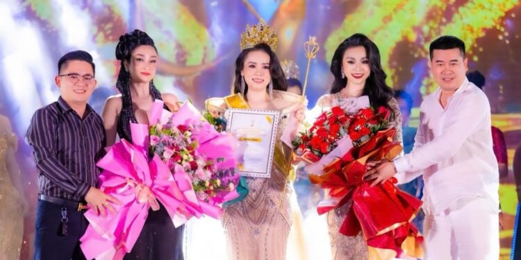 Doanh nhân Đặng Thị Mỹ đăng quang Hoa hậu Diva Doanh Nhân Việt Nam Quốc Tế Toàn Cầu 2025