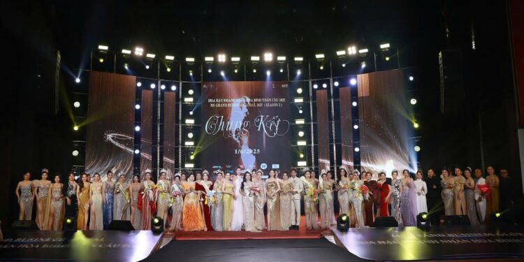 Ma Thị Thanh Huyền xuất sắc đăng quang Hoa hậu Doanh nhân Hoà bình toàn cầu 2025