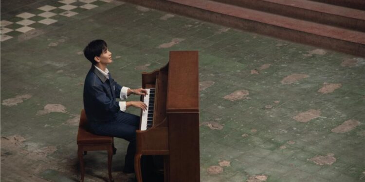 Hoàng Dũng phát hành MV Giữ Anh Cho Ngày Hôm Qua – ca khúc “dễ nghe nhất” album Xoay Tròn 