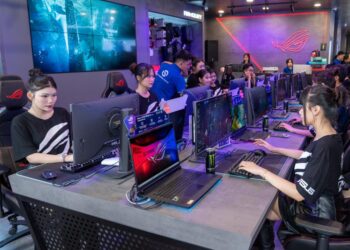 ASUS Republic of Gamers chính thức khai trương ROG Exclusive Store đầu tiên tại Việt Nam