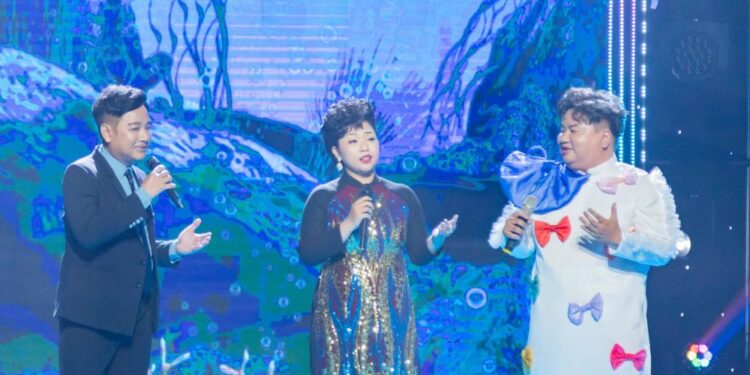 Lần đầu “bản sao” danh ca Ngọc Lan, Trúc Nhân, Thùy Chi hòa giọng, NSƯT Đại Nghĩa quên cả việc chấm điểm