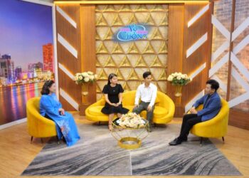 Thuận Vợ Thuận Chồng: Con mới 5 tháng tuổi, cặp đôi đã đưa nhau đi phượt