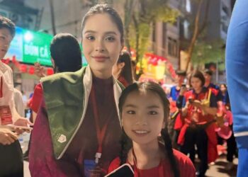 Lê Ngọc Minh Giang:  Hoa hậu nhí tiêu biểu tỏa sáng trên sân khấu nghệ thuật và chính trị mùa Quốc khánh