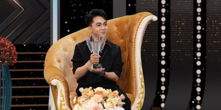 Kỷ Niệm Thanh Xuân: 10 năm sau cúp Quán quân, Ben Hoàng Quân quyết tâm trở thành “tân binh”.