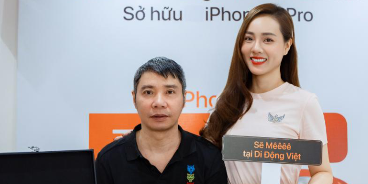 Vợ chồng NSND Công Lý tiếp tục chọn Di Động Việt để lên đời iPhone 17 Pro Max