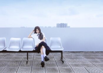 PiaLinh mang đến cả bầu trời hoài niệm thời thanh xuân học đường với “Chúc Phúc”