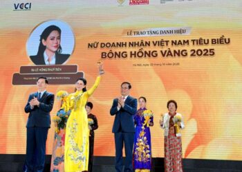 CEO Lê Hồng Thủy Tiên – Nữ lãnh đạo IPPG được vinh danh Top 10 “Bông Hồng Vàng Việt Nam 2025”