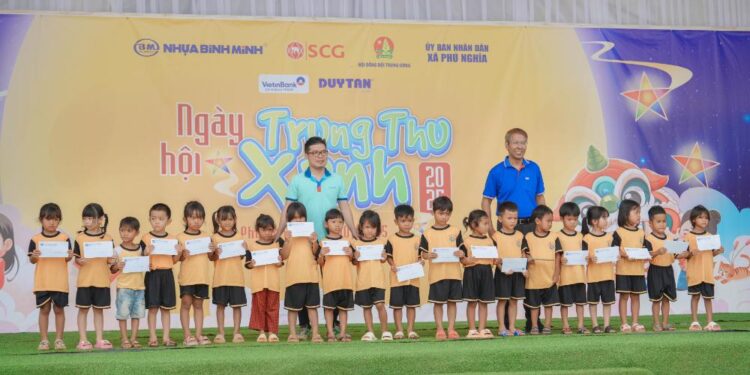 Nhựa Bình Minh và tập đoàn SCG tiếp tục chung tay “xây hạnh phúc”, mang nước sạch và Trung thu ấm áp đến tỉnh Đồng Nai