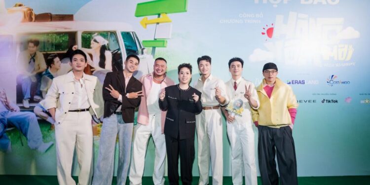 “Hàng Xóm Mới – Hello Neighbors!” – Nơi người nổi tiếng “dọn về sống chung” với người dân làng quê yên bình