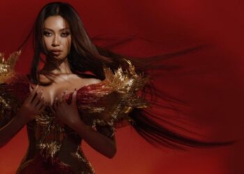 Gần cuối nhiệm kỳ, miss cosmo 2024 Ketut Permata Juliastrid Sari: “Tôi biết ơn vì đã gặp Mook”