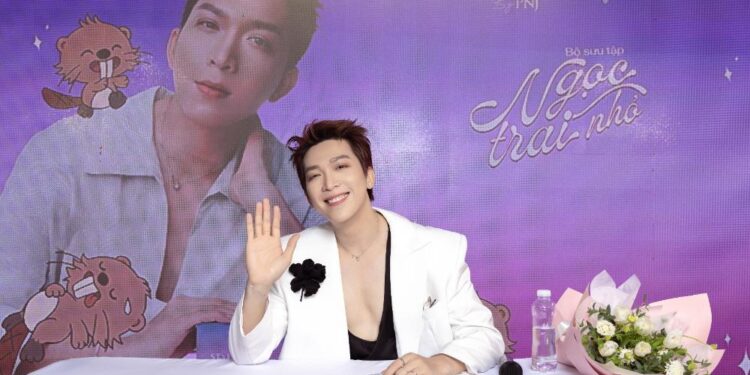 Tăng Phúc sáng tạo không điểm dừng: Từ diễn hài, lồng tiếng phim… giờ thiết kế trang sức tặng fan